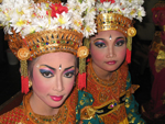 balinese-dancers