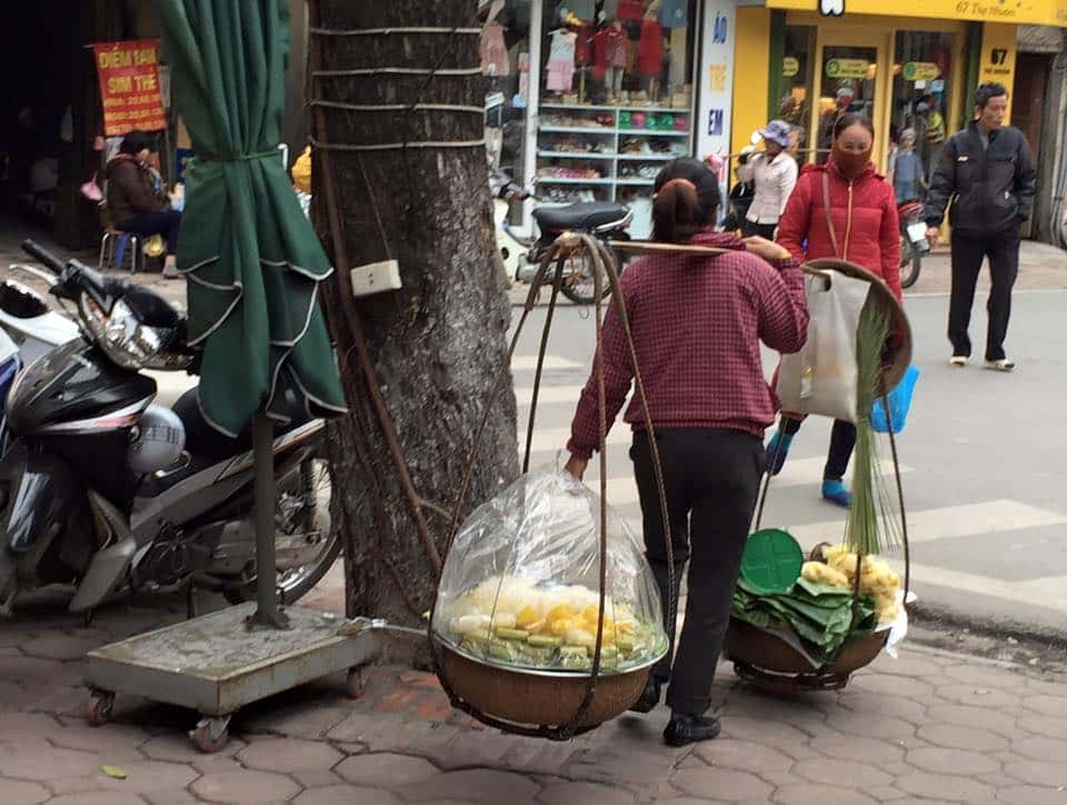 woman-street-seller