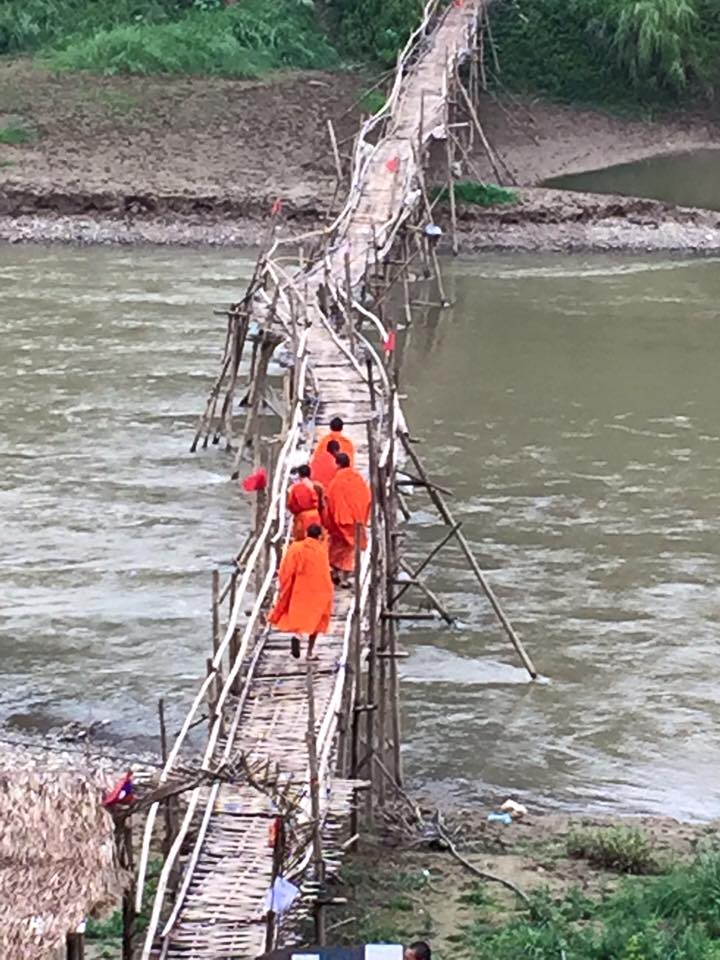 monks-crossing-bamboo-bridge-2