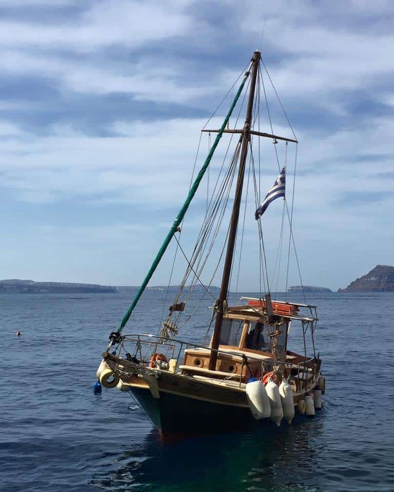 laura-davis-greece-santorini-our-boat