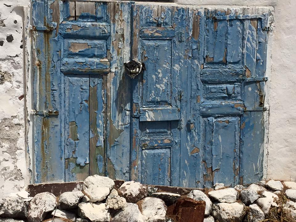 laura-davis-greece-old-doors