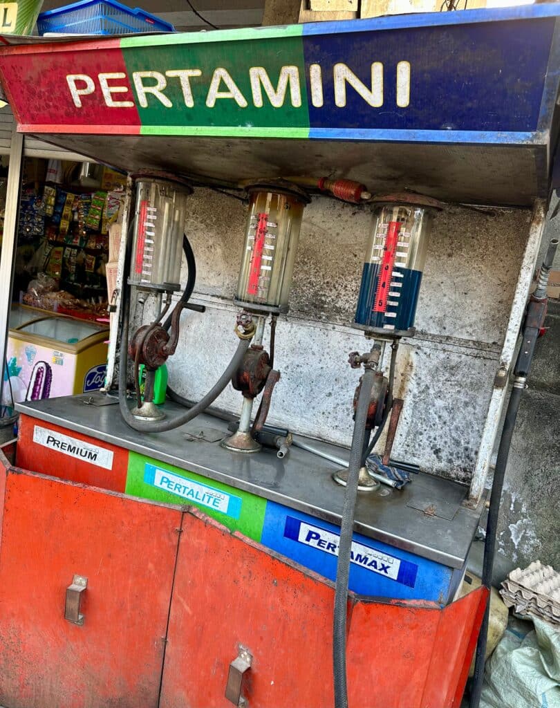 Empty gas station. Photo by Laura Davis.